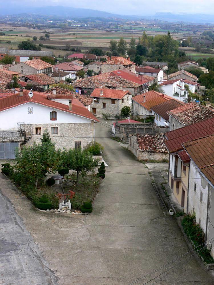 Hotel Rural La Torre De Bisjueces Екстер'єр фото