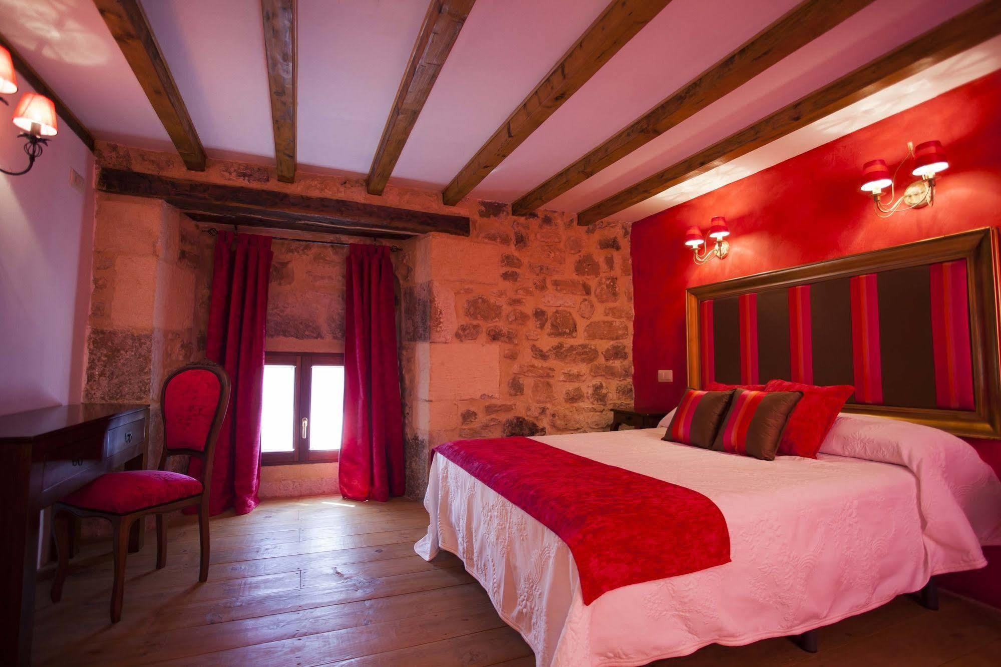 Hotel Rural La Torre De Bisjueces Екстер'єр фото