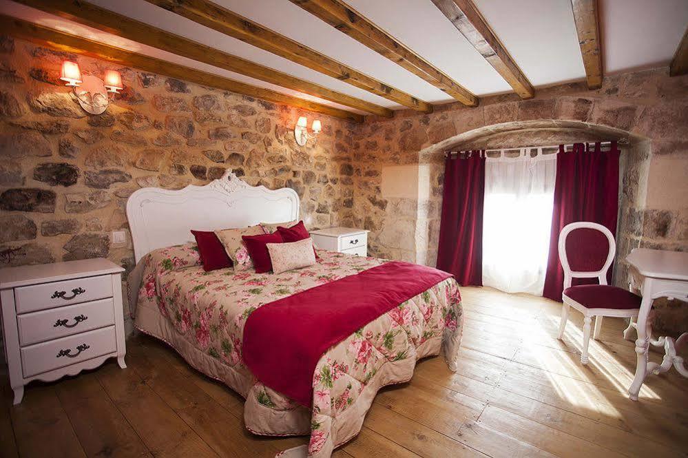 Hotel Rural La Torre De Bisjueces Екстер'єр фото